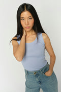 Elaine Seamless Silk Tank Top | Brunnera Blue | T-shirt fra Mos Mosh – nedsat