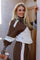 Eva Trainingsjacke | Mokka Elfenbein | Bluse von Liberté