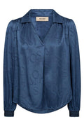 Aldo Monogram Blouse | Ensign Blue | Bluse fra Mos Mosh – nedsat