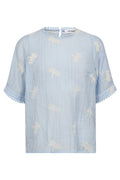 Amelia Emb SS Blouse 45098 | Pale Blue | Top fra Co'couture