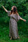Luna Langes V-Ausschnitt-Kleid | Sahara Moon | Kleid von Black Colour