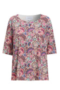Alma Tshirt | Pink Paisley | T-Shirt fra Liberté – nedsat